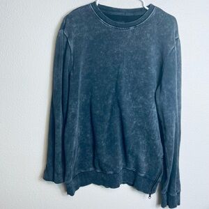 RSQ Pullover Charcoal Sweater Size Medium